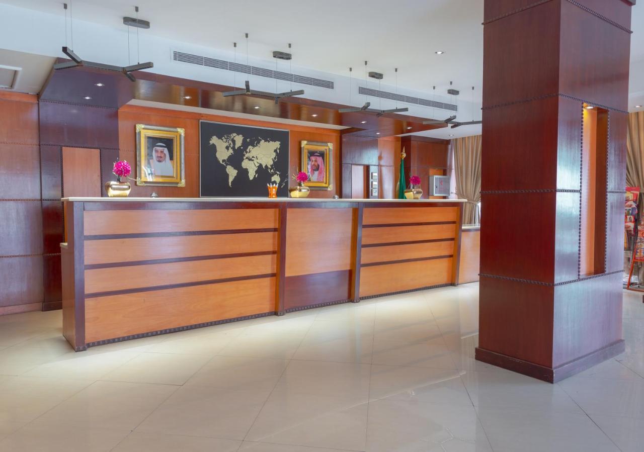 Praha Hotel Jeddah Luaran gambar