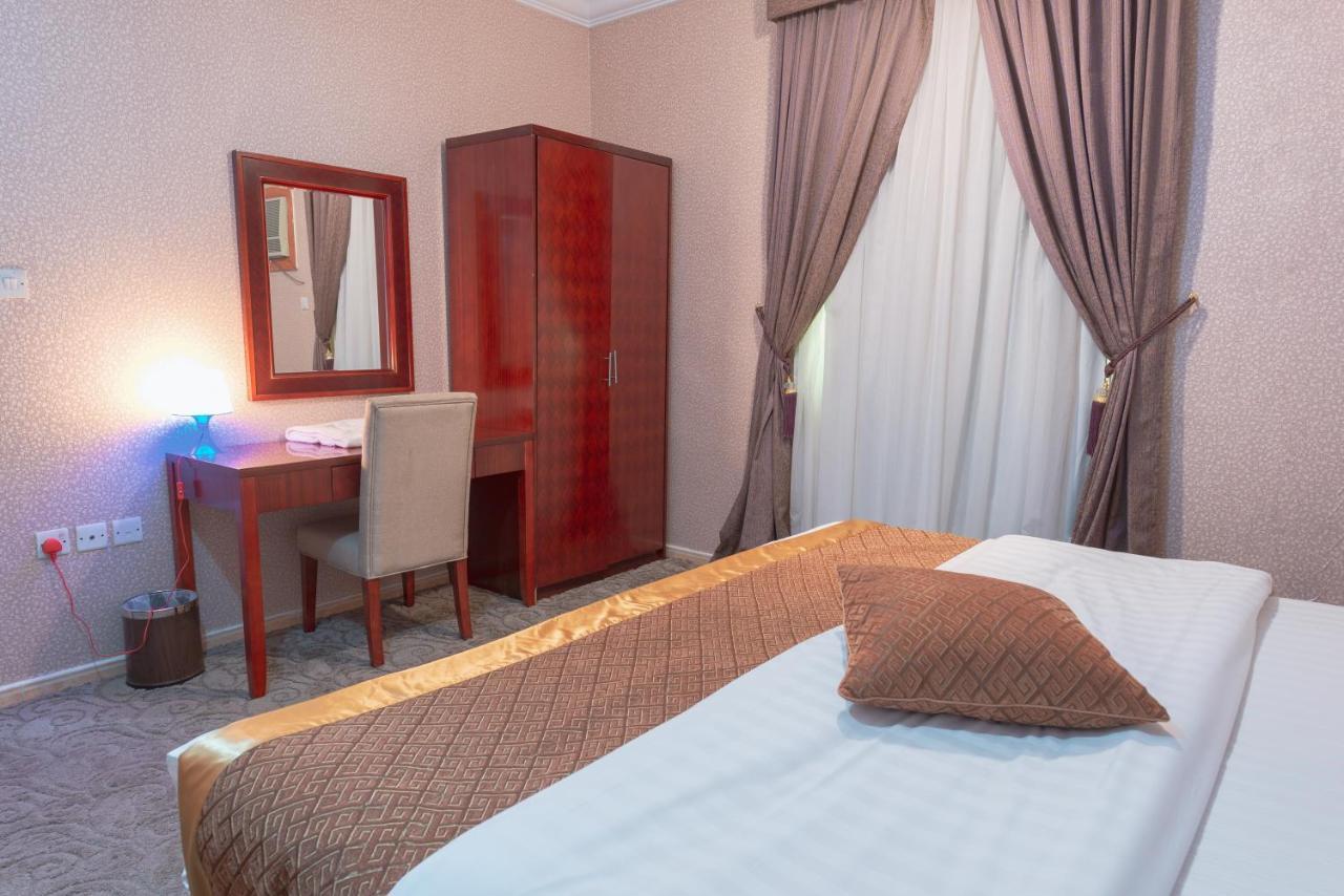 Praha Hotel Jeddah Luaran gambar