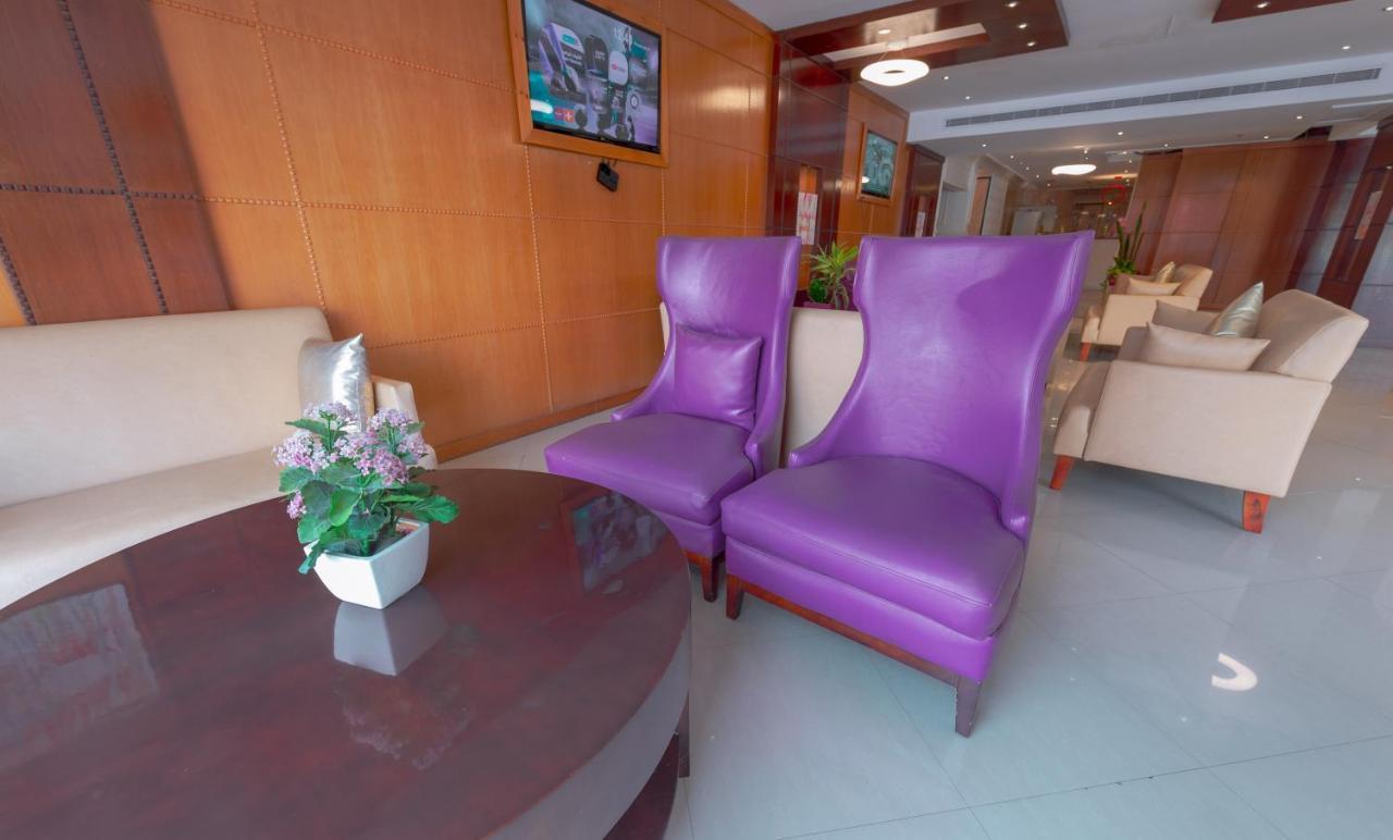 Praha Hotel Jeddah Luaran gambar