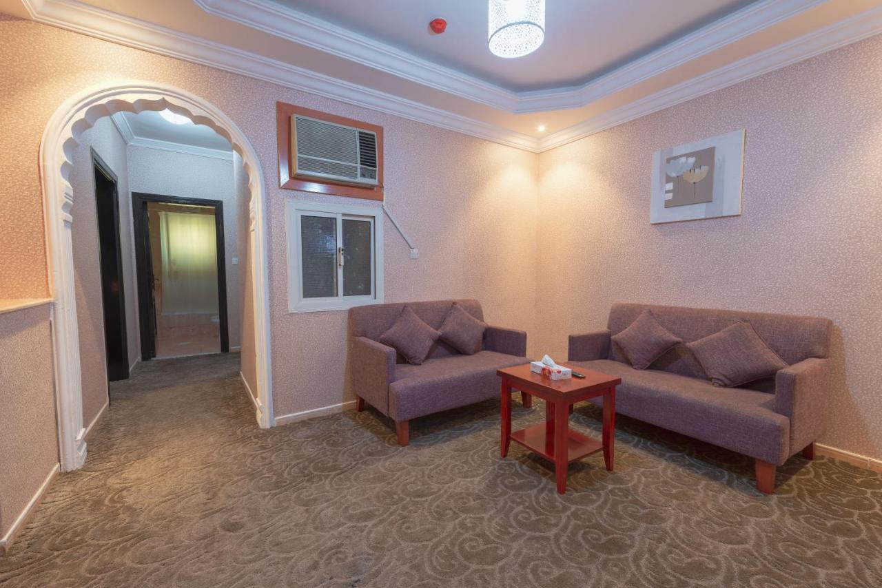 Praha Hotel Jeddah Luaran gambar