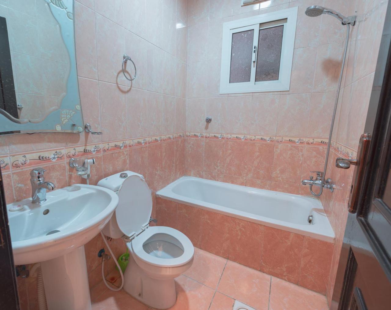 Praha Hotel Jeddah Luaran gambar