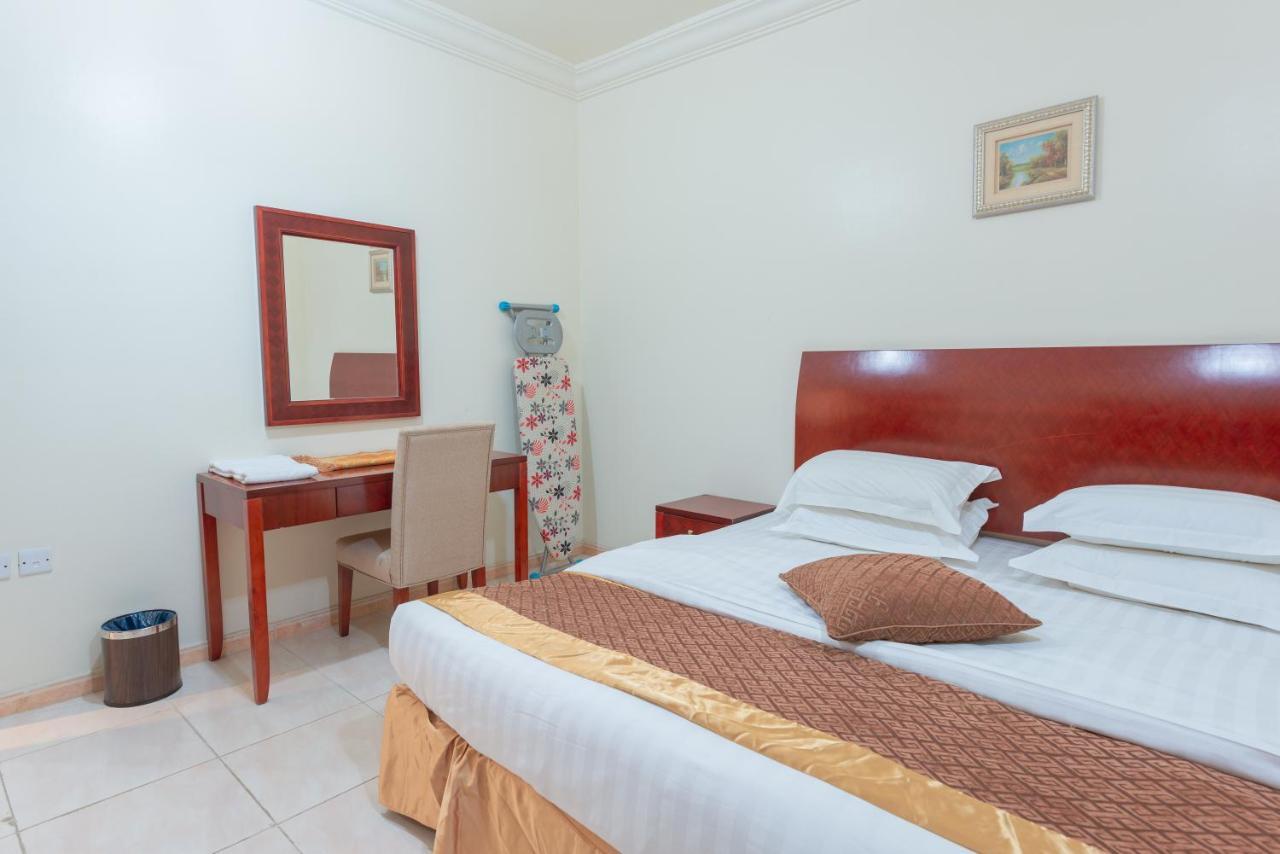 Praha Hotel Jeddah Luaran gambar